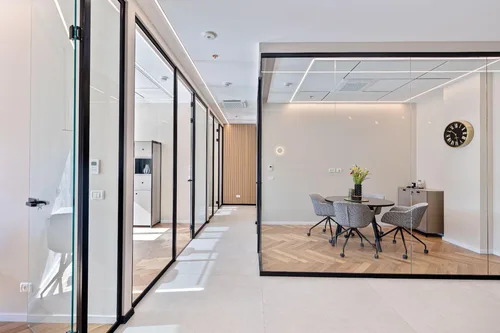 חללים מסחריים